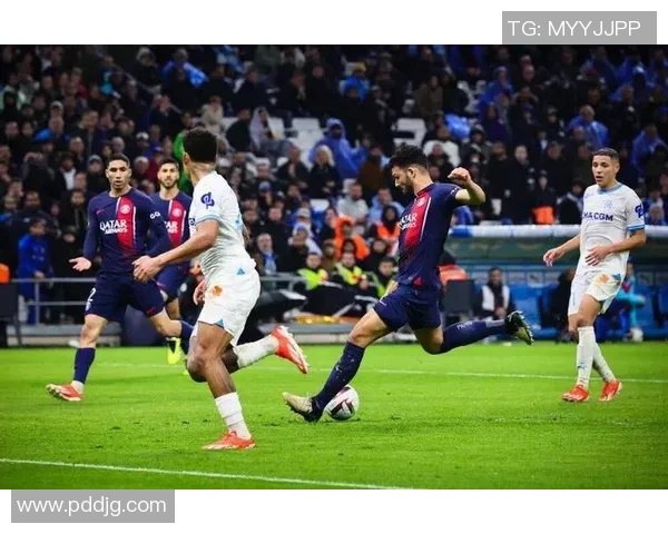 巴黎圣曼与顿矿工激战在即谁将赢得这场精彩对决