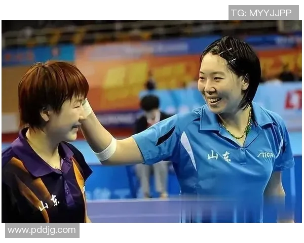 李晓霞与丁宁在2012年乒乓球赛场上的巅峰对决与精彩瞬间回顾