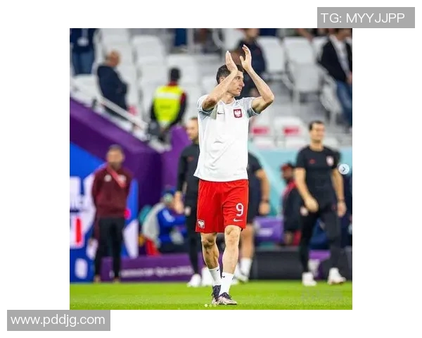 莱万重返德甲赛场引发拜仁球迷愤怒纷纷指责其忘恩负义