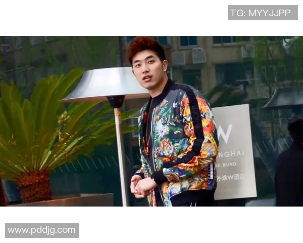 吴冠希：从青涩球员到篮球场上的领军人物的成长之路